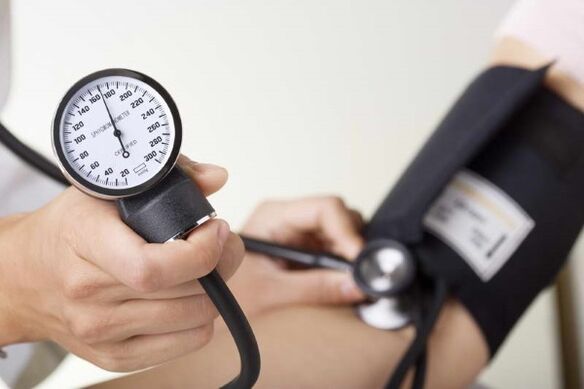 Personer med høyt blodtrykk har forbud mot å følge den late dietten